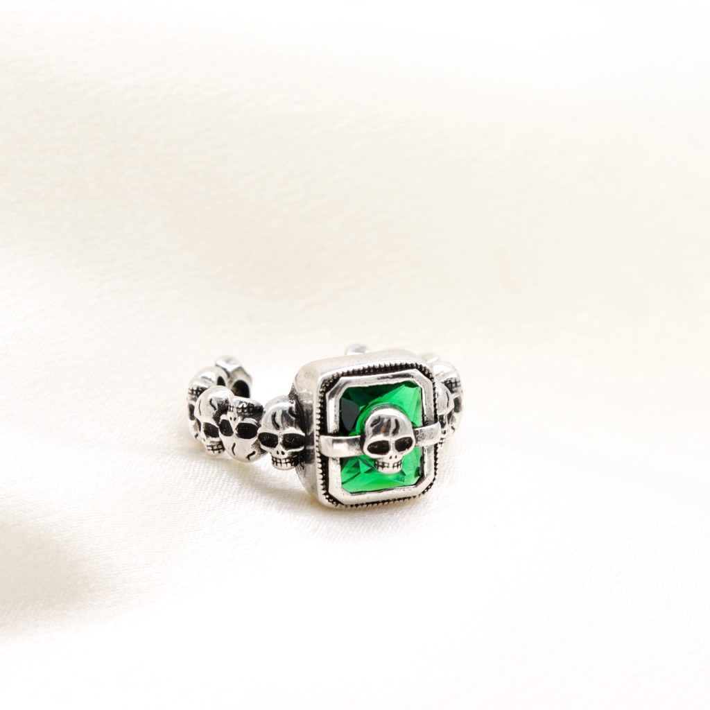 Emerald Skull Ring